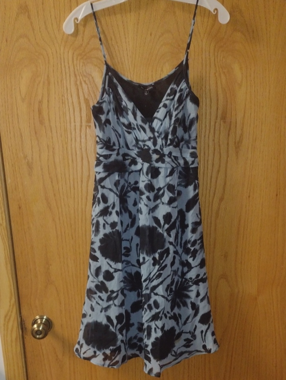 The Limited Slate Gray and Black Floral Spaghetti Strap Midi Dress (J1400)